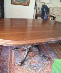 Mesa de comedor extensible de Nogal