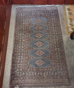 Alfombra lana gris y celeste