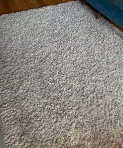 Alfombra shaggy Crate&Barrel gris