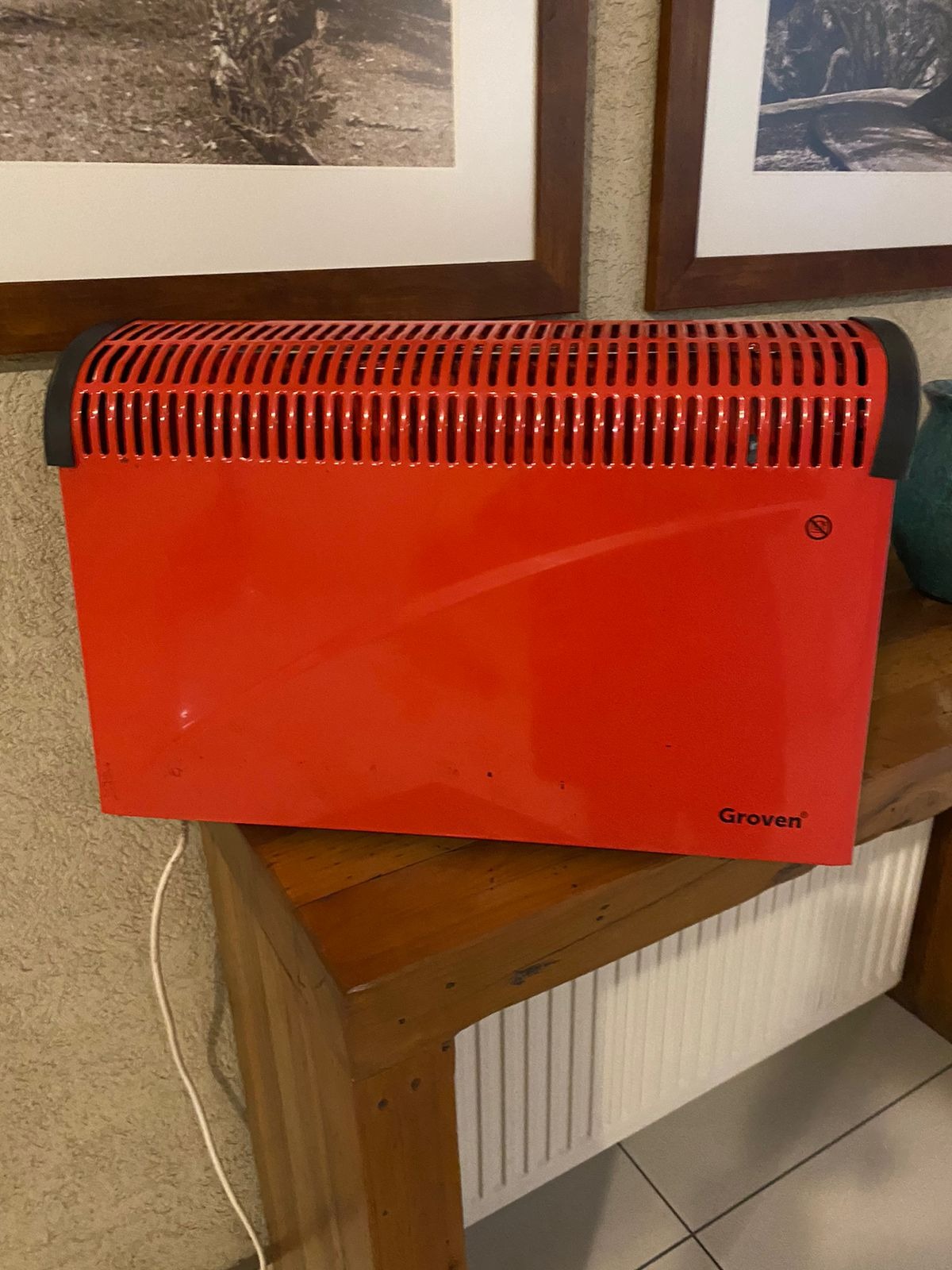 Estufa eléctrica Groven roja