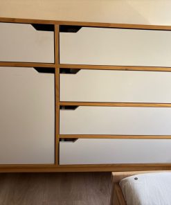 Cómoda mudador Kelu Madera y blanco lacado