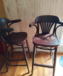 Par sillas bar Vienna con apoyabrazos