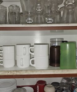 Set de tazas y tazones variados
