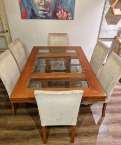 Juego de comedor 3 vidrios centrales y 6 sillas beige