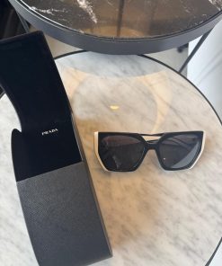 Lentes de sol Prada