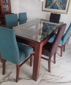Juego de comedor vidrio templado y madera con 6 sillas café y calipso