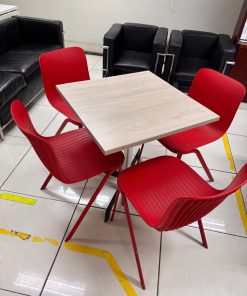 Juego de comedor diario con 4 sillas dragonfly italianas