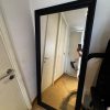 Espejo de muro negro Ikea Toftbyn