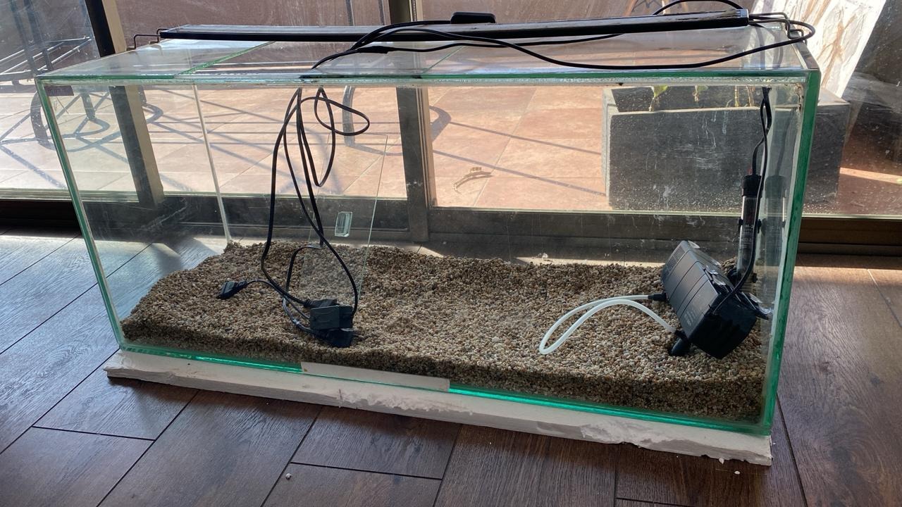 Acuario de vidrio 90 lts
