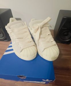 Zapatillas Adidas Súper Star crema gamuza
