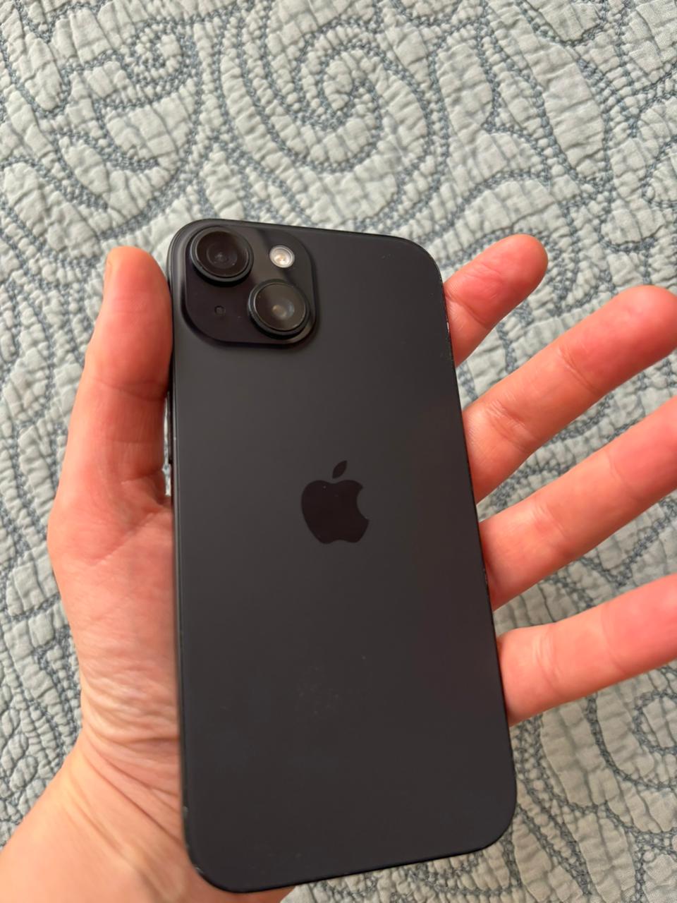 iPhone 15 Black 128GB - Imagen 3