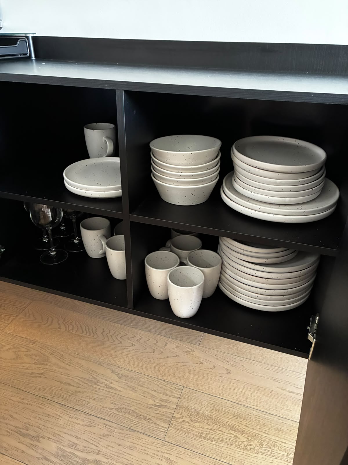 Buffet negro y beige DecoCasa - Imagen 2