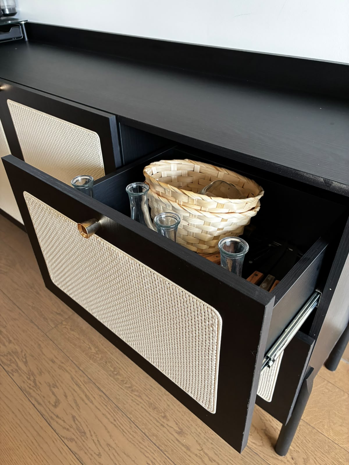 Buffet negro y beige DecoCasa - Imagen 3