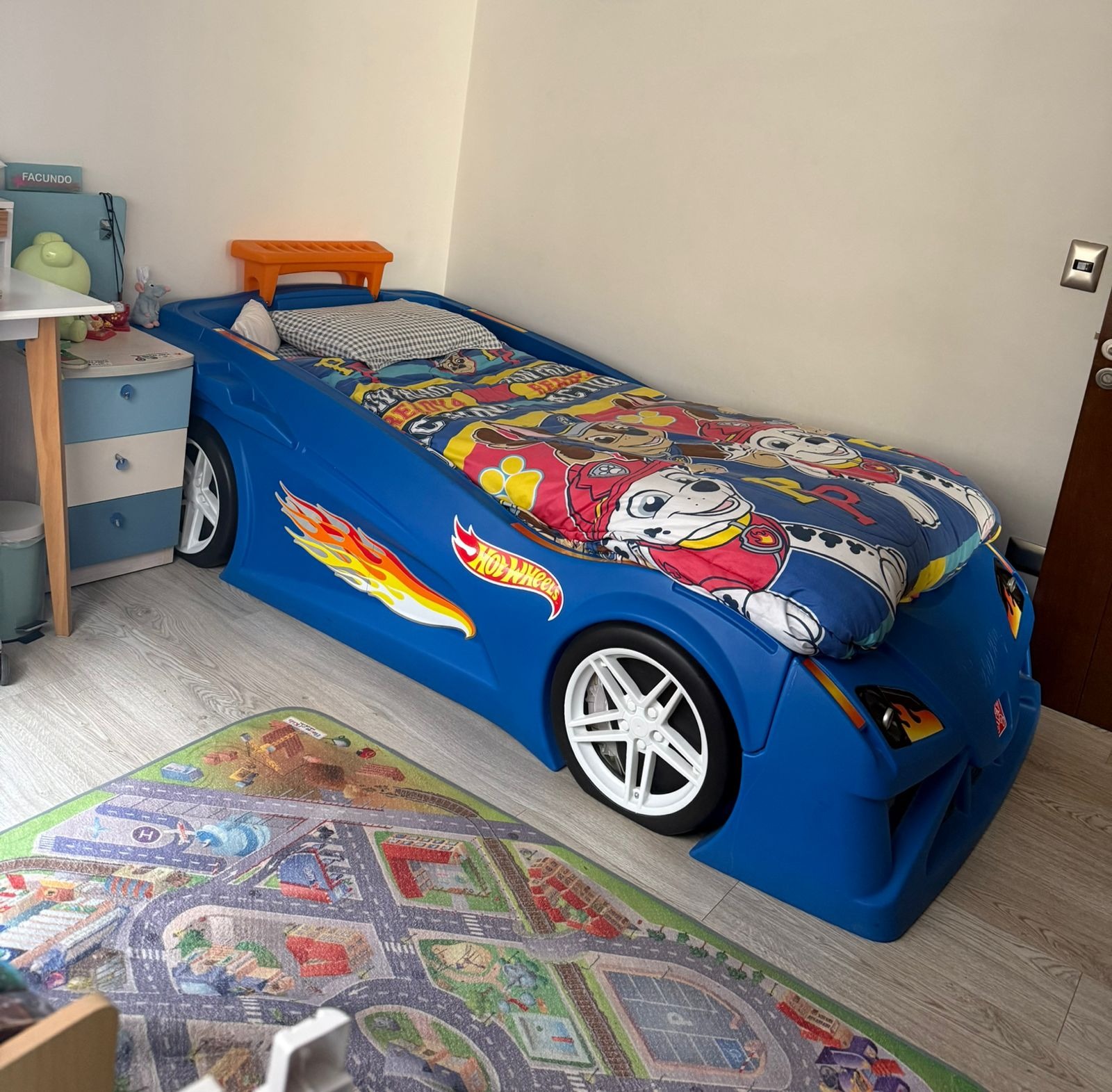 Cama transición 2 en 1 Hot wheels Step2