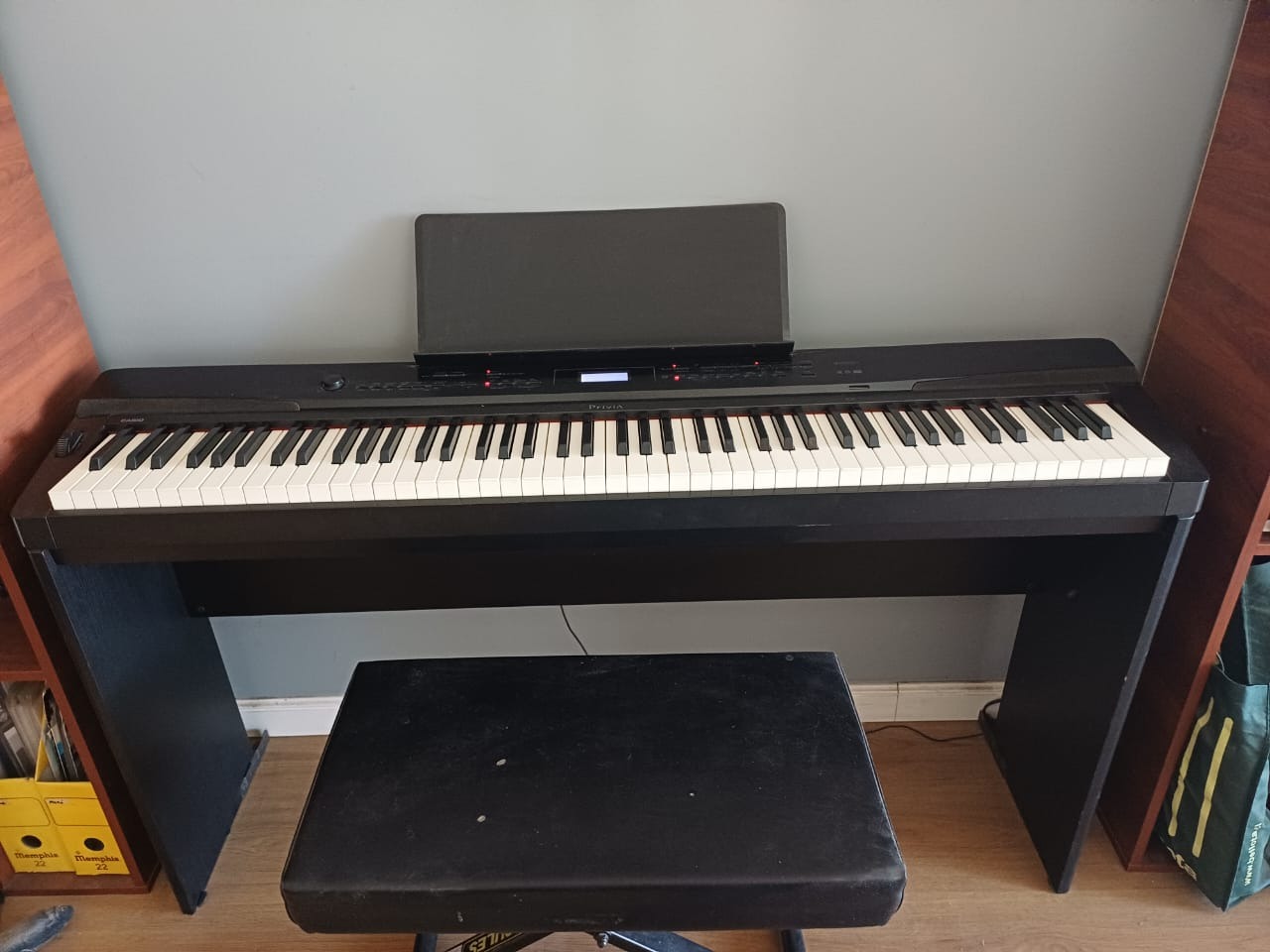 Piano digital Casio Privia 88 teclas
