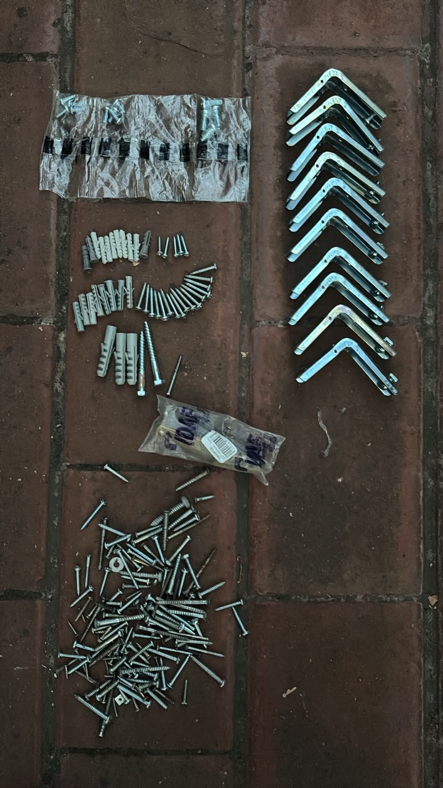 Set de tarugos y tornillos - Imagen 2