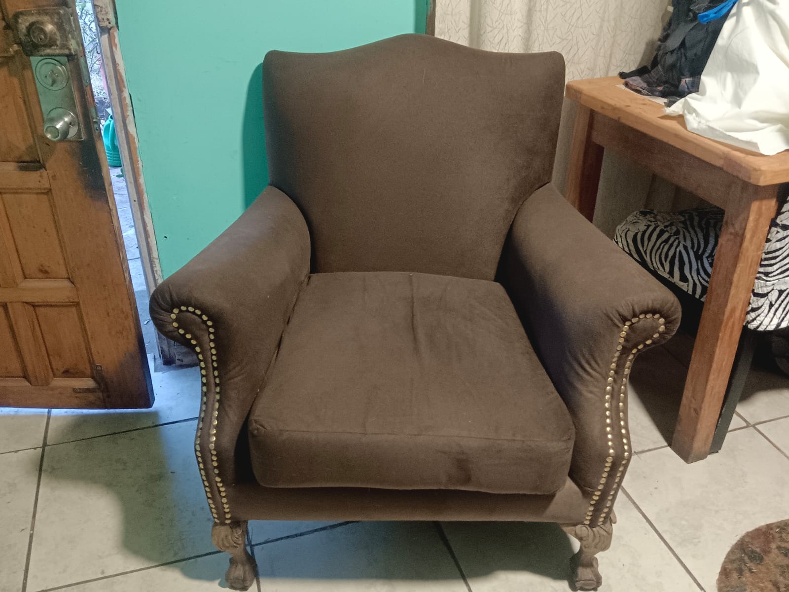 Sillón poltrona estilo Club terciopelo marrón