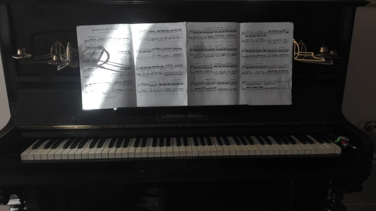 Piano vertical Litzmann-Berlín - Imagen 2