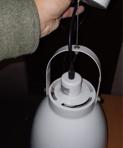 Lámpara de techo blanca estilo foco