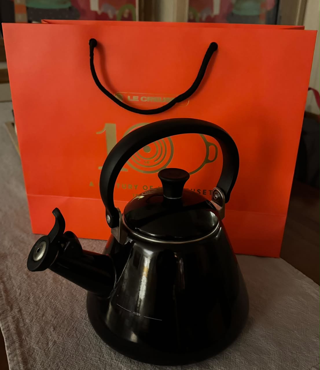 Tetera le Creuset original 2.1 lts - Imagen 2