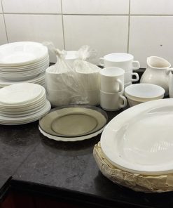 Juego de loza variado completo