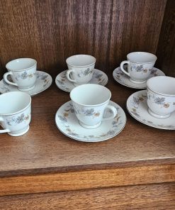 Juego de té 6 tazas y 5 platos loza China