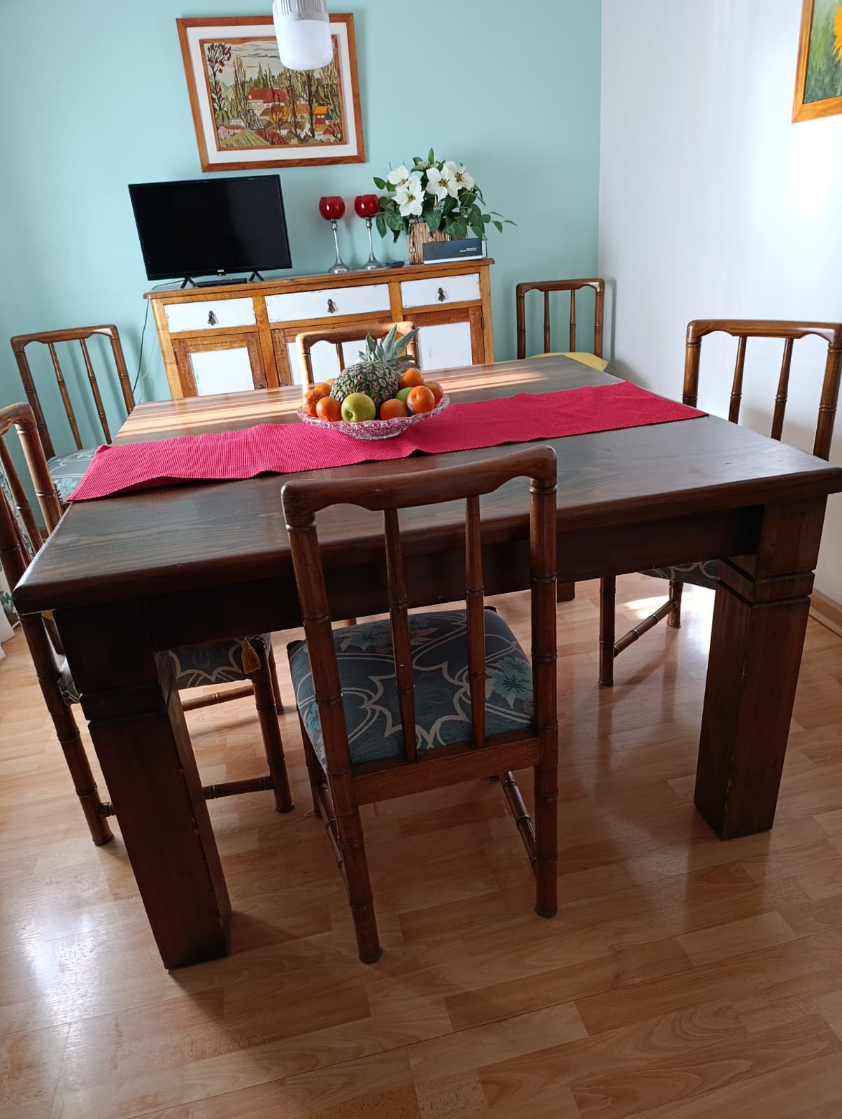 Juego de comedor cuadrado con 6 sillas sonicas