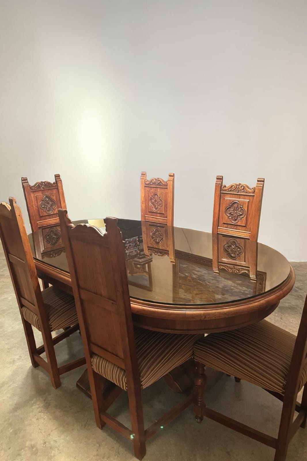 Juego de comedor madera maciza 6 sillas talladas - Imagen 8
