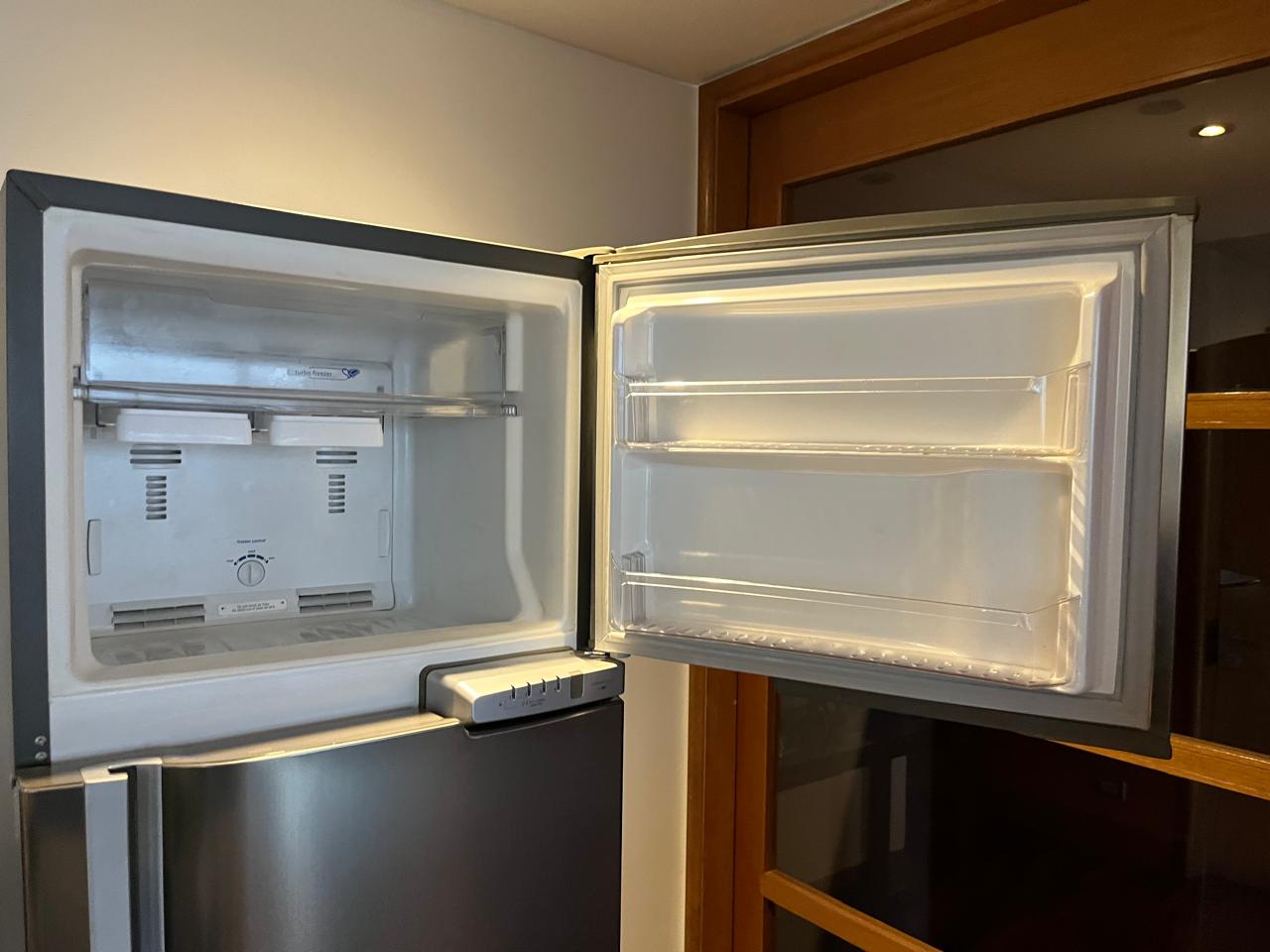 Refrigerador Whirlpool 378 lt no frost - Imagen 4
