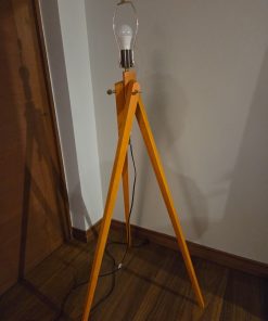 Lámpara de pie trípode madera