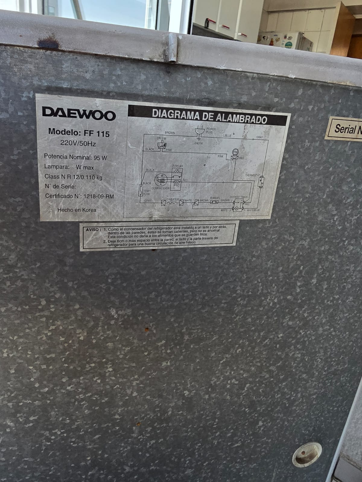 Congelador vertical Daewoo 115 Lts - Imagen 3