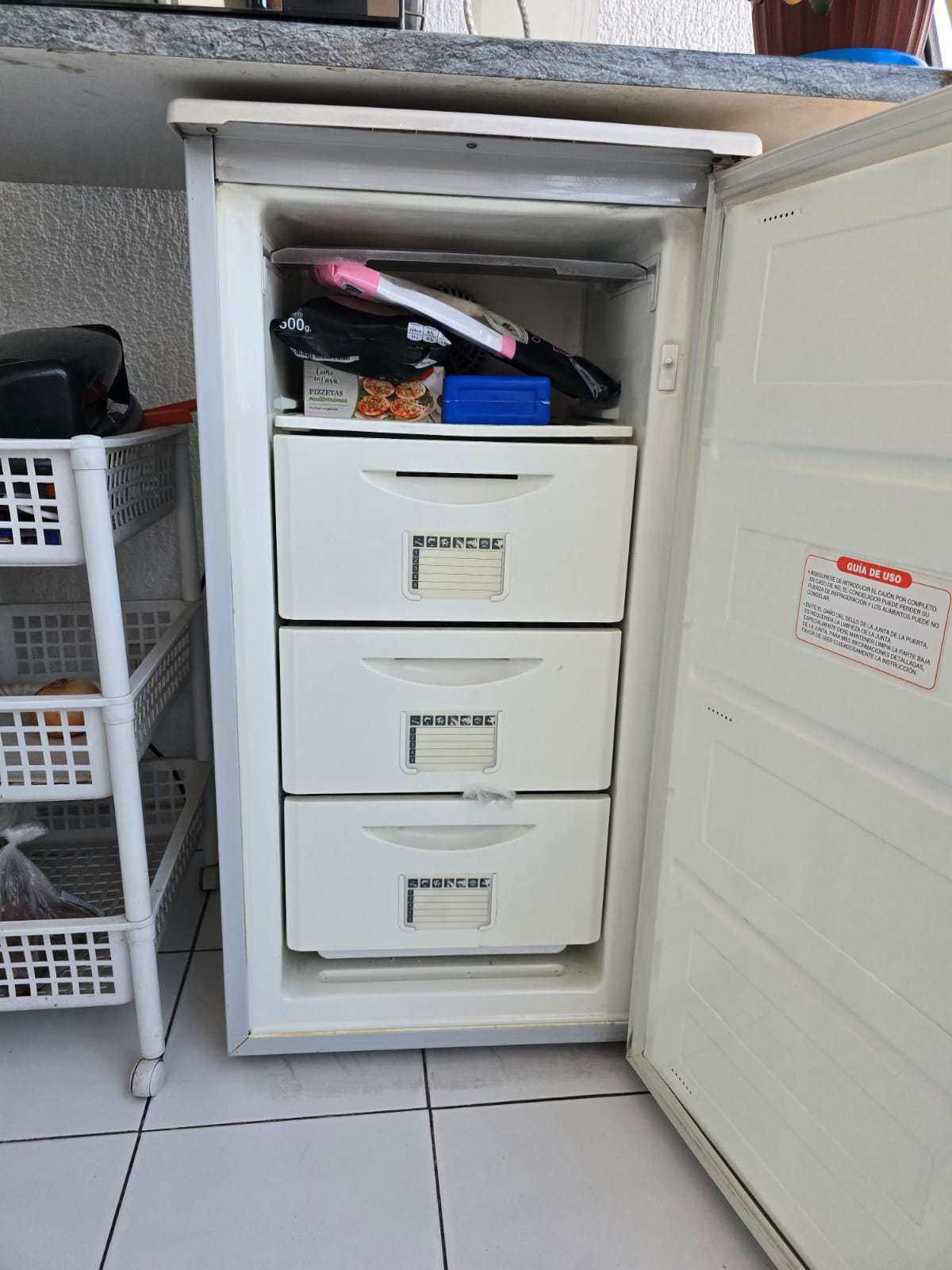 Congelador vertical Daewoo 115 Lts - Imagen 5