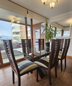 Juego de comedor madera vidrio con 6 sillas