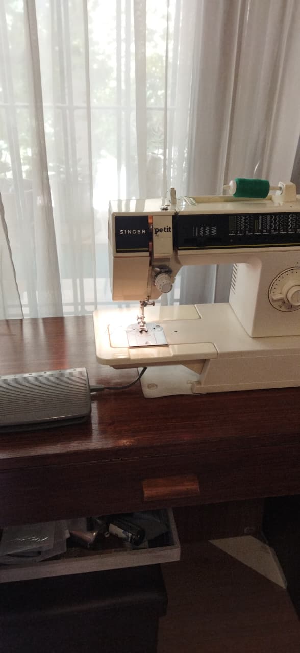 Máquina de coser Singer Petit Inteligente - Imagen 4