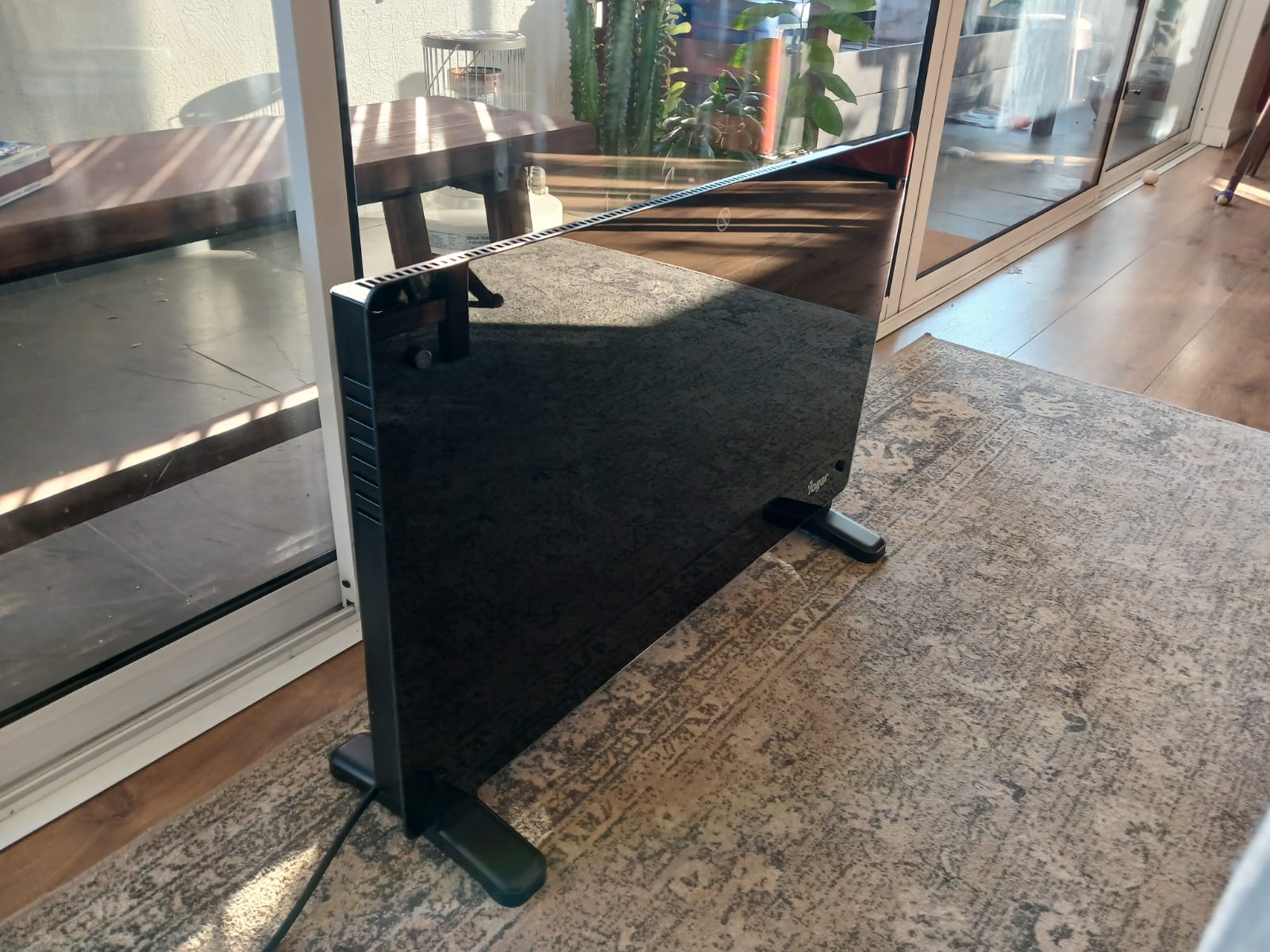 Estufa calefactor Yogar Convector Panel Espejo vidrio templado negro 2000W - Imagen 2