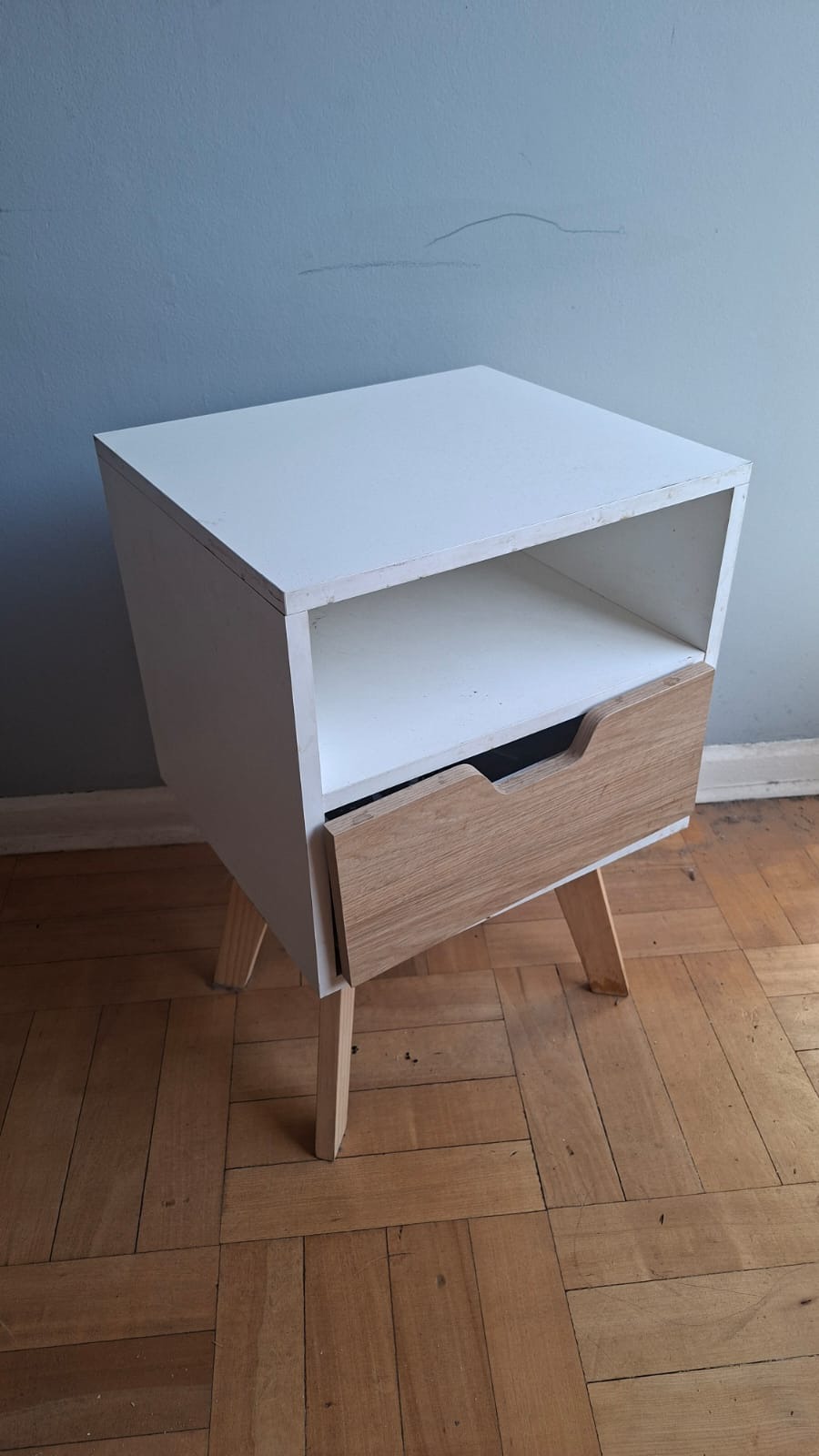 Par veladores tonos blanco madera - Imagen 2