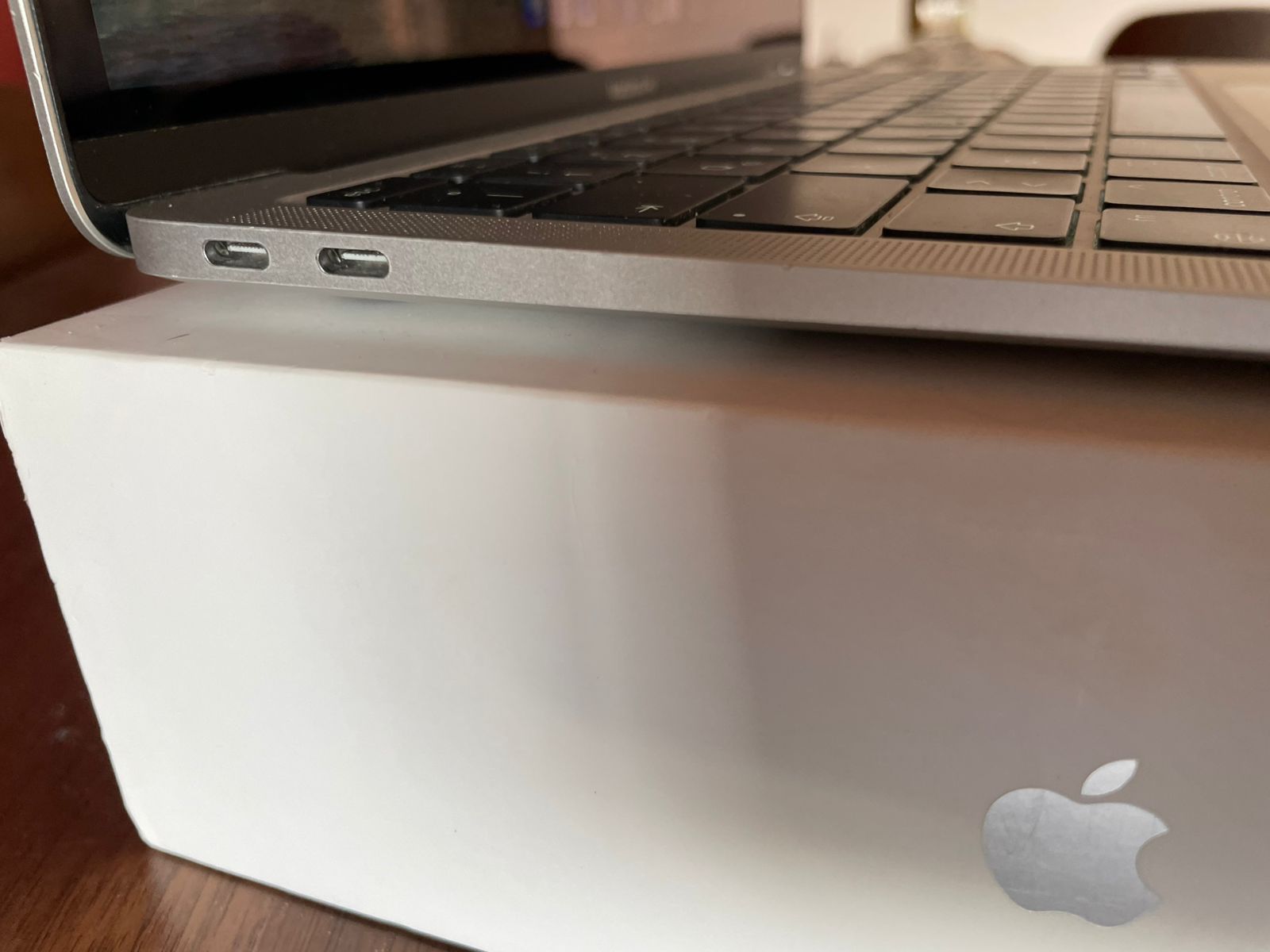 Macbook Air 13” 2020 M1 - Imagen 10