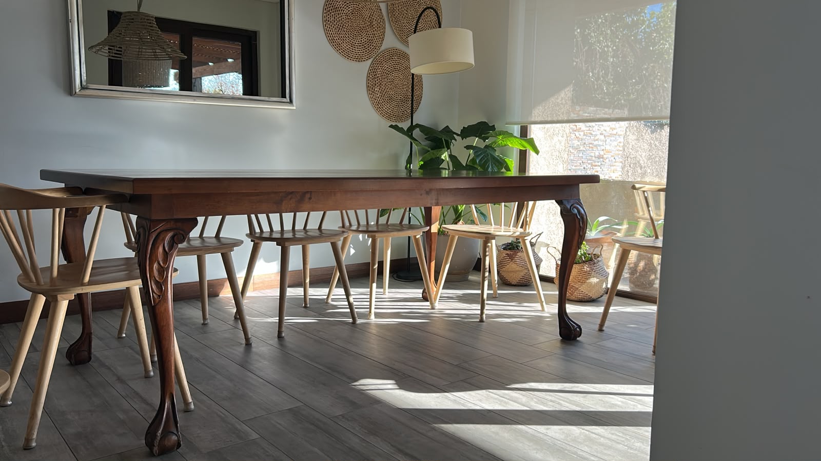 Mesa comedor madera patas talladas - Imagen 2