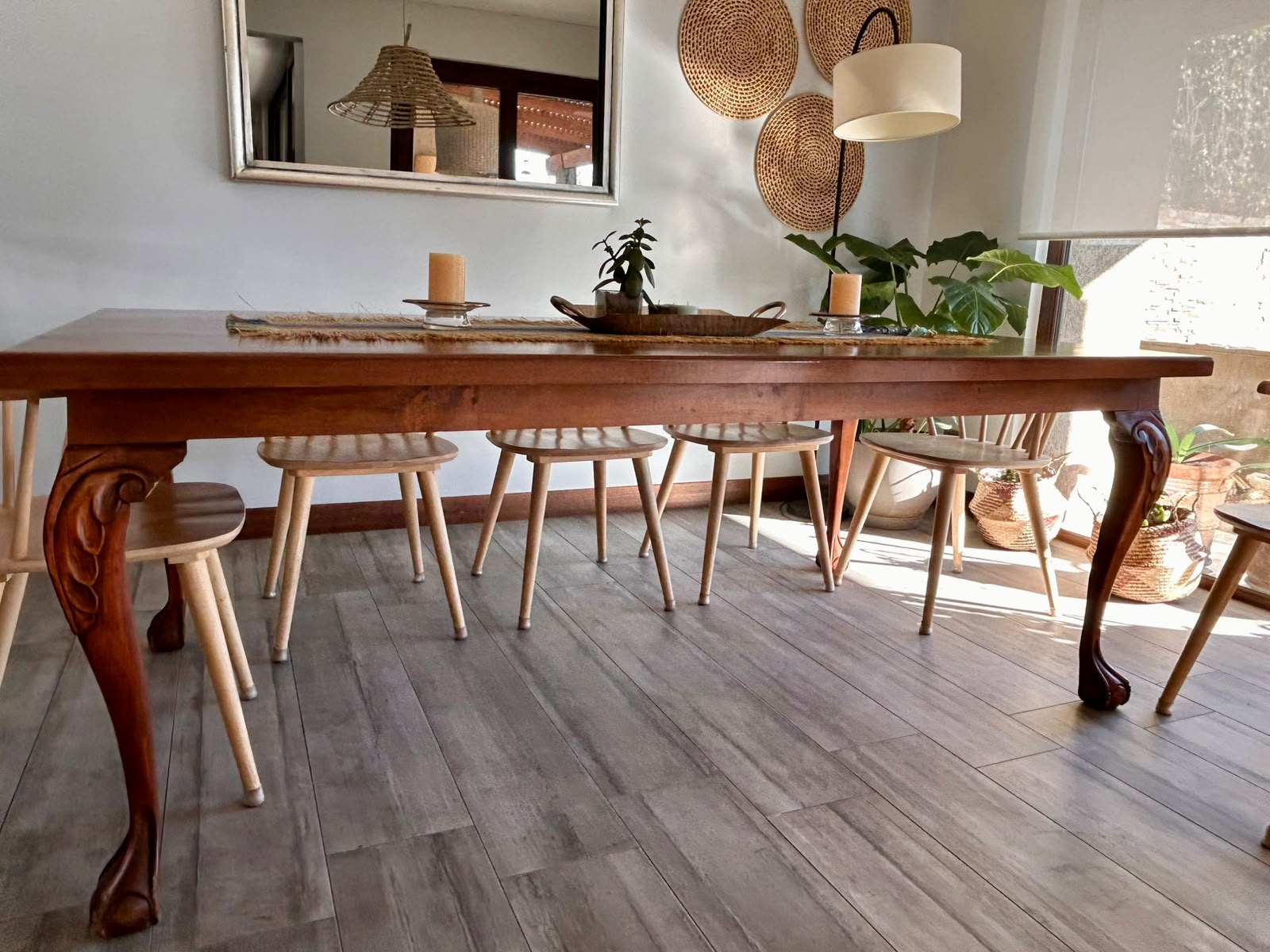 Mesa comedor madera patas talladas - Imagen 5