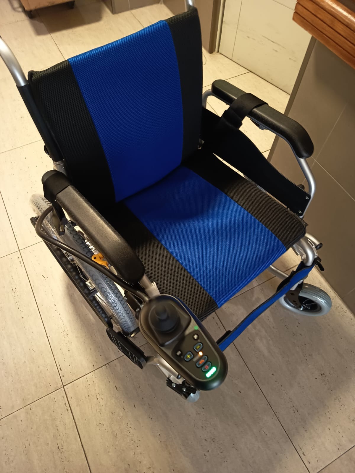 Silla de ruedas eléctrica