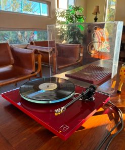 Tocadiscos Rega Planar 3 rojo con cápsula Exact en caja original