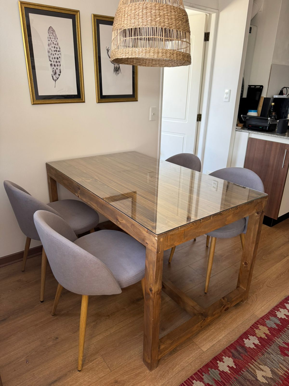 Mesa de comedor madera con vidrio - Imagen 3
