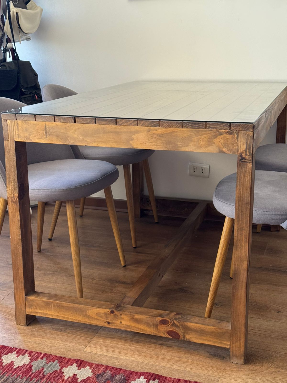Mesa de comedor madera con vidrio - Imagen 4