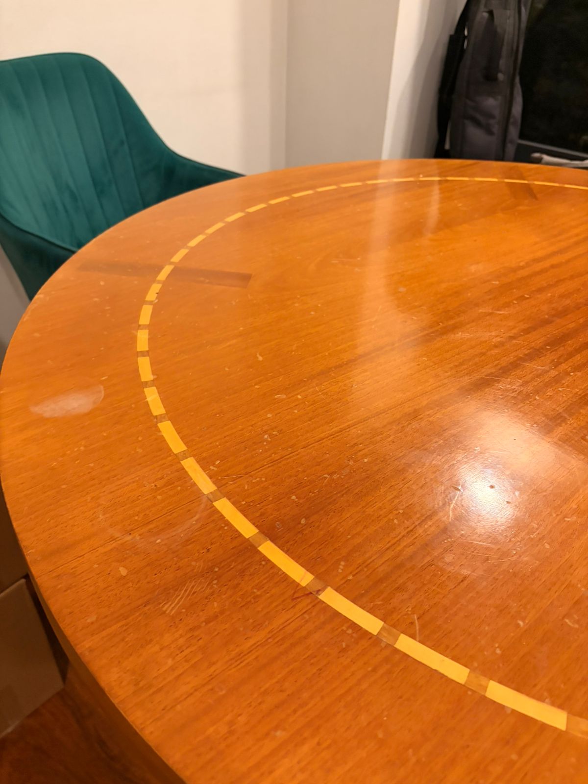 Mesa de comedor madera marquetería roble redonda - Imagen 3