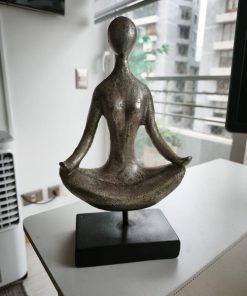 Figura escultura Yoga Manos rodilla Homy