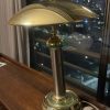 Lámpara de mesa estilo clásico