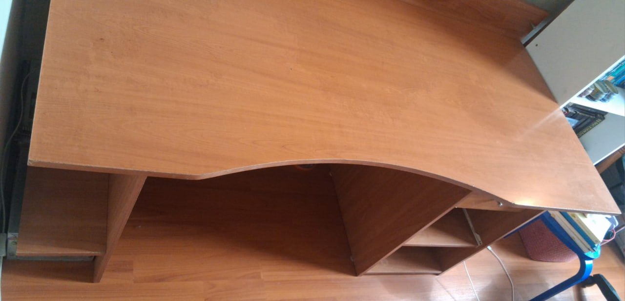 Escritorio con compartimientos y cajón - Imagen 4