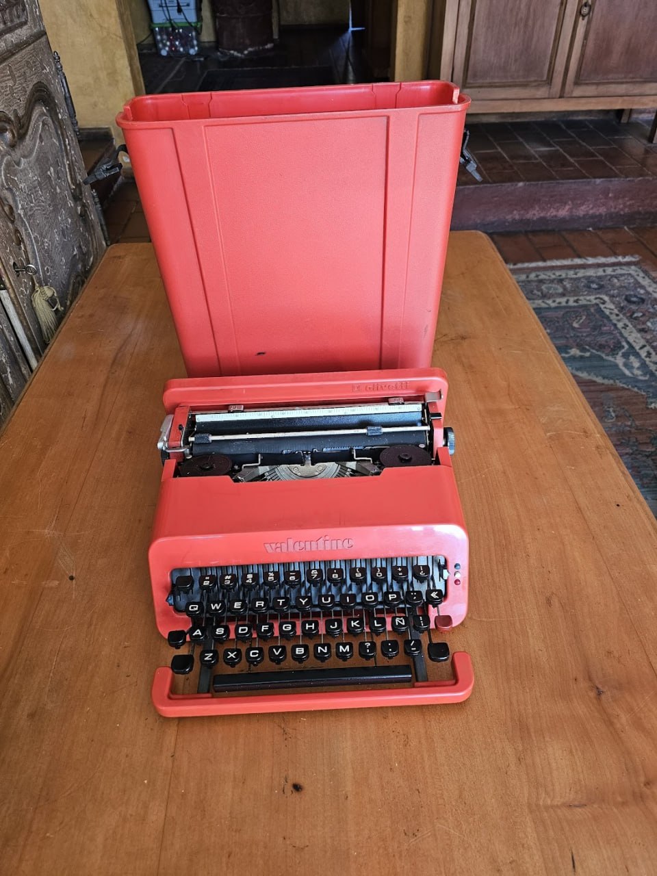 Máquina escribir Olivetti Valentine