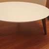 Mesa de centro redonda blanco con madera