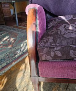 Sillón patas madera